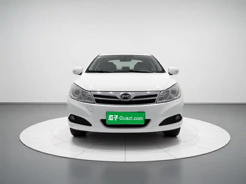 BYD Surui 2015 — фото 2