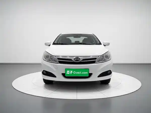 BYD Surui 2015