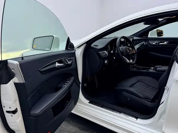 Mercedes-Benz CLS 2016