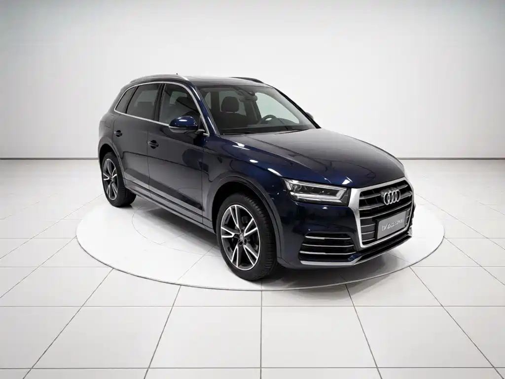 Audi Q5L 2021 — фото 3