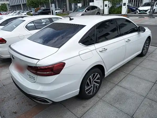 Volkswagen Lavida 2024