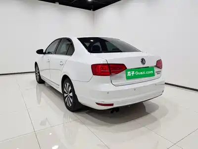 Volkswagen Sagitar 2017