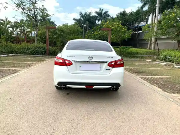 Nissan Teana 2016