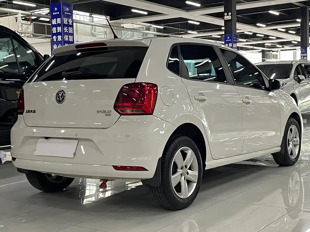 Volkswagen Polo 2016