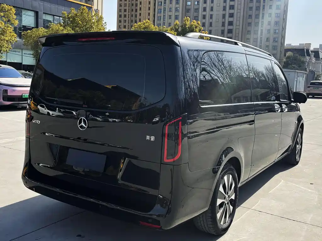 Mercedes-Benz Vito 2024 — фото 15
