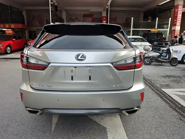 Lexus RX 2019