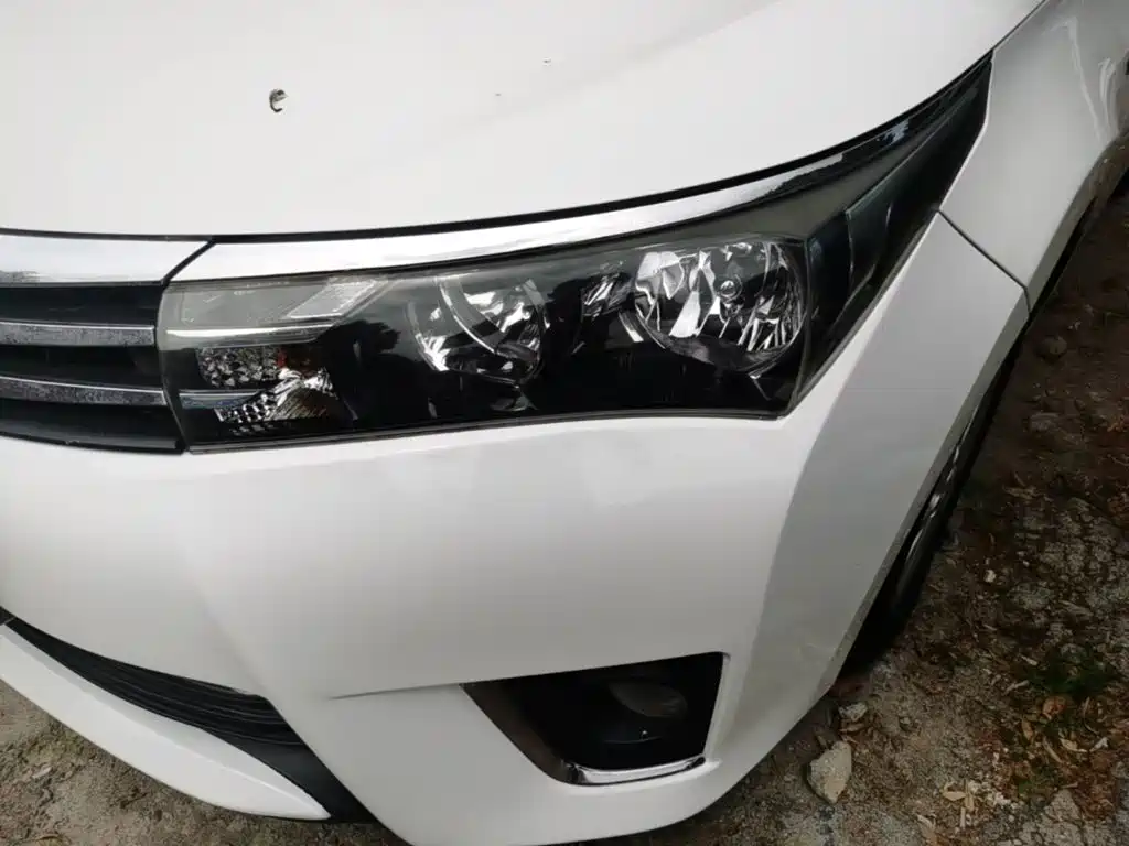 Toyota Corolla 2015 — фото 24