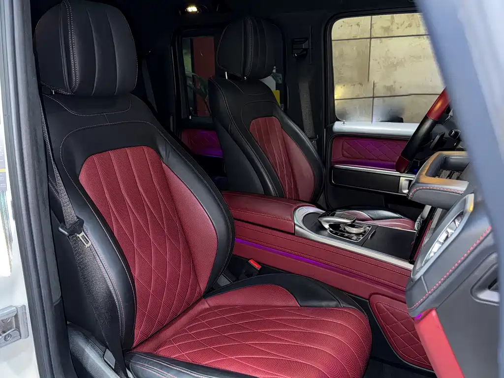 Mercedes-Benz G-Class 2023 — фото 24