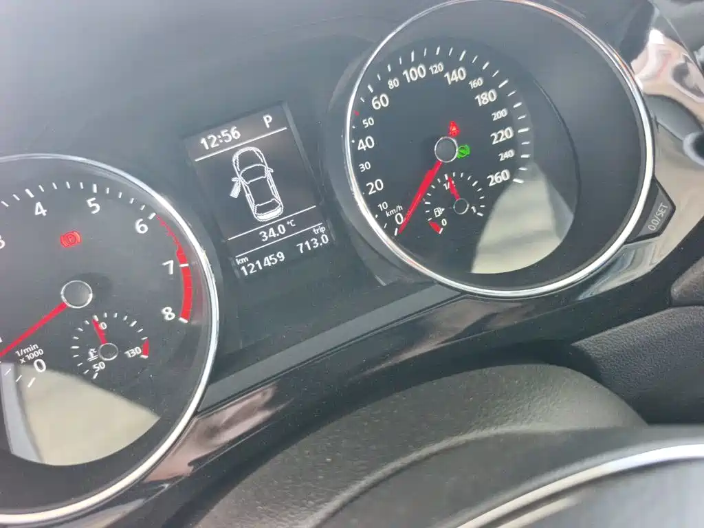 Volkswagen Sagitar 2019
