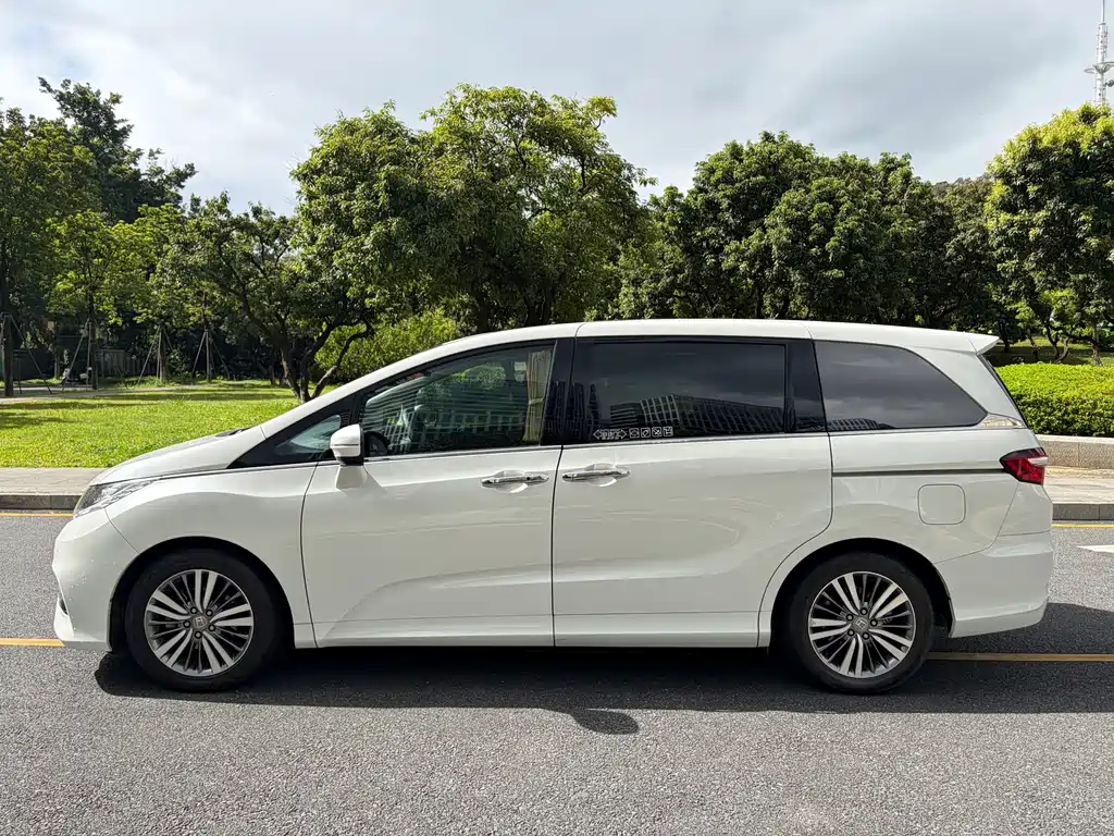 Honda Odyssey 2020 — фото 4