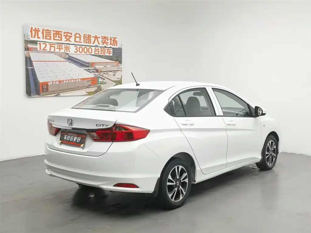 Honda City 2018 — фото 2