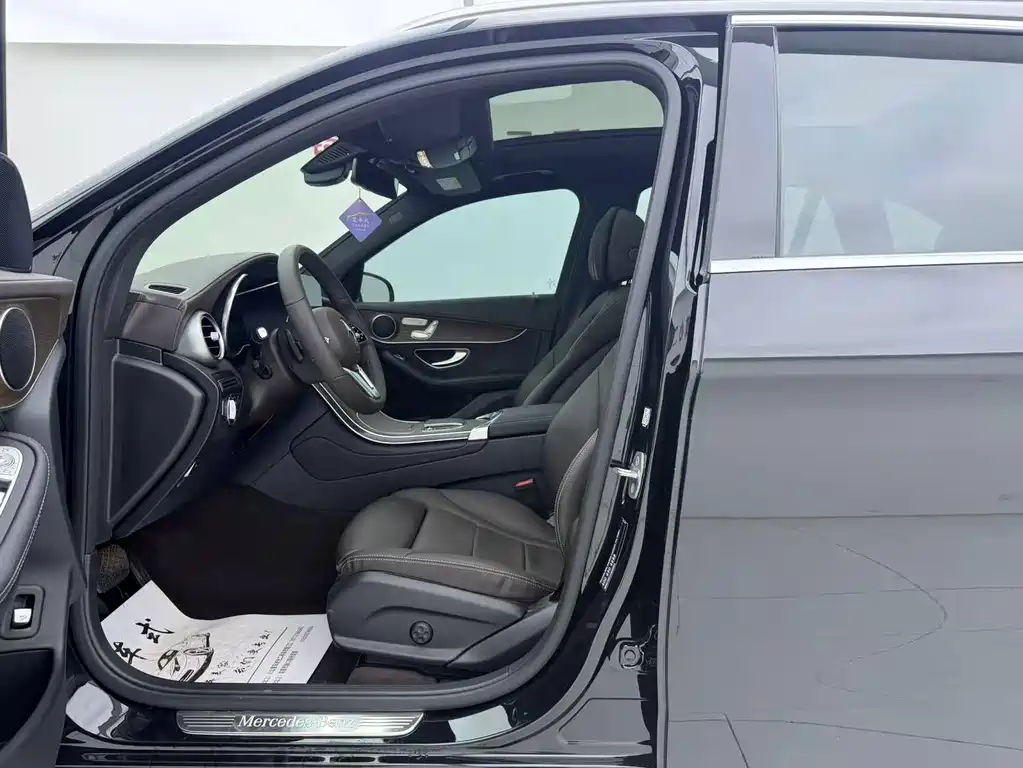 Mercedes-Benz GLC 2022