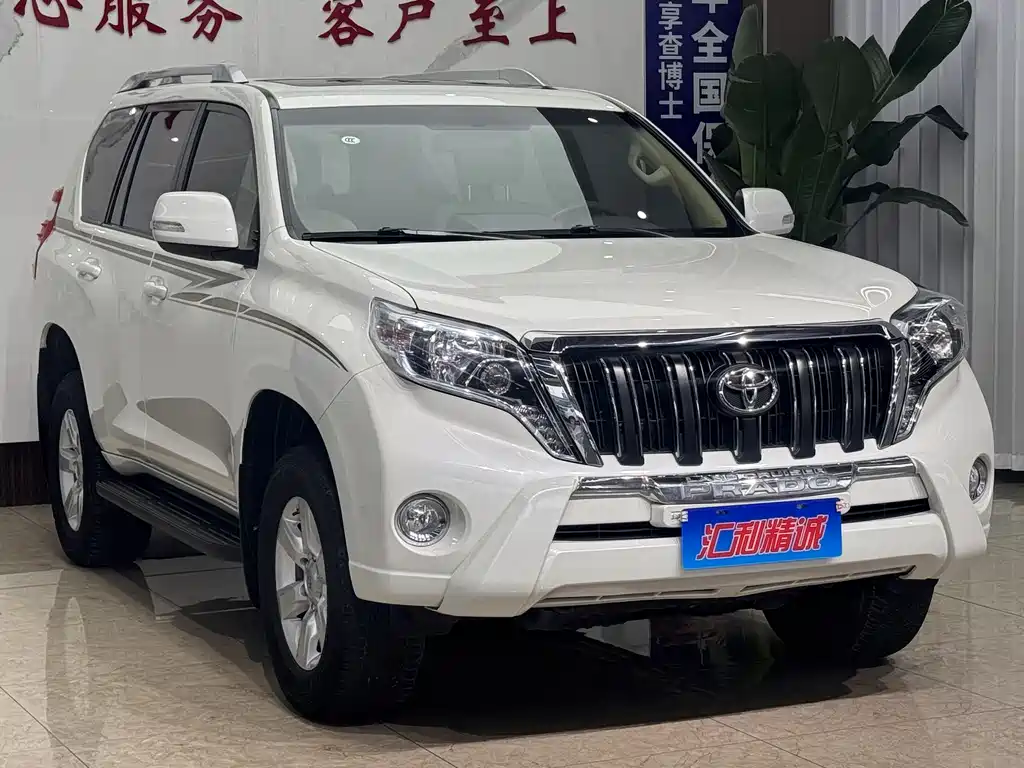 Toyota Prado 2017 — фото 2