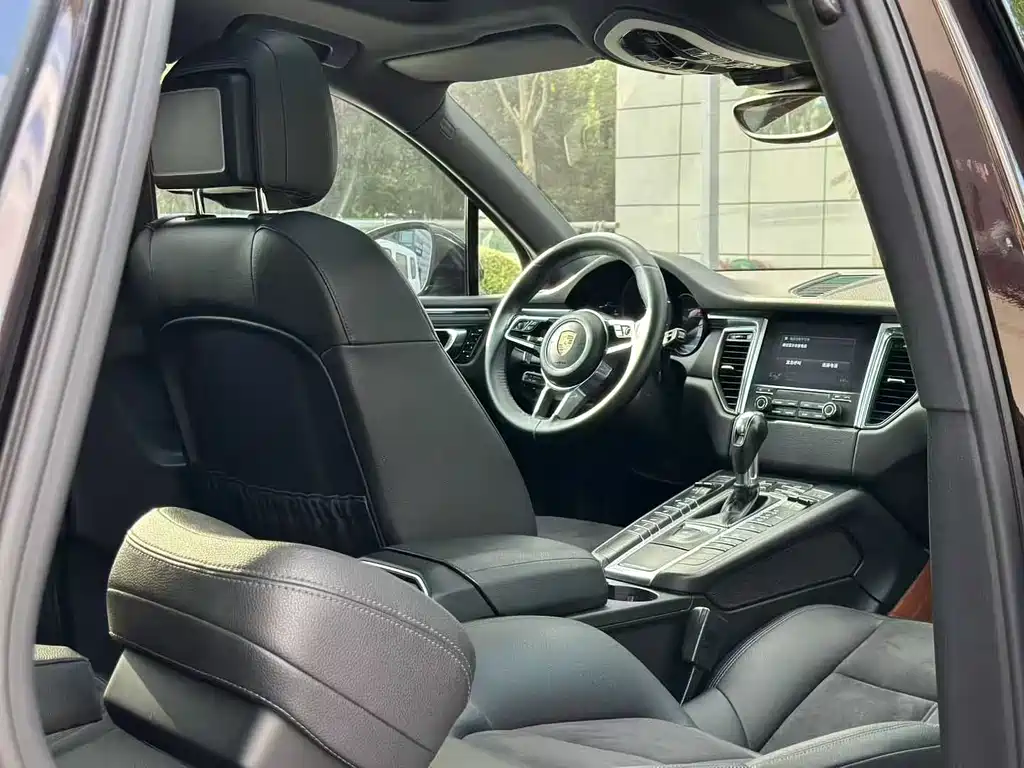 Porsche Macan 2018 — фото 4