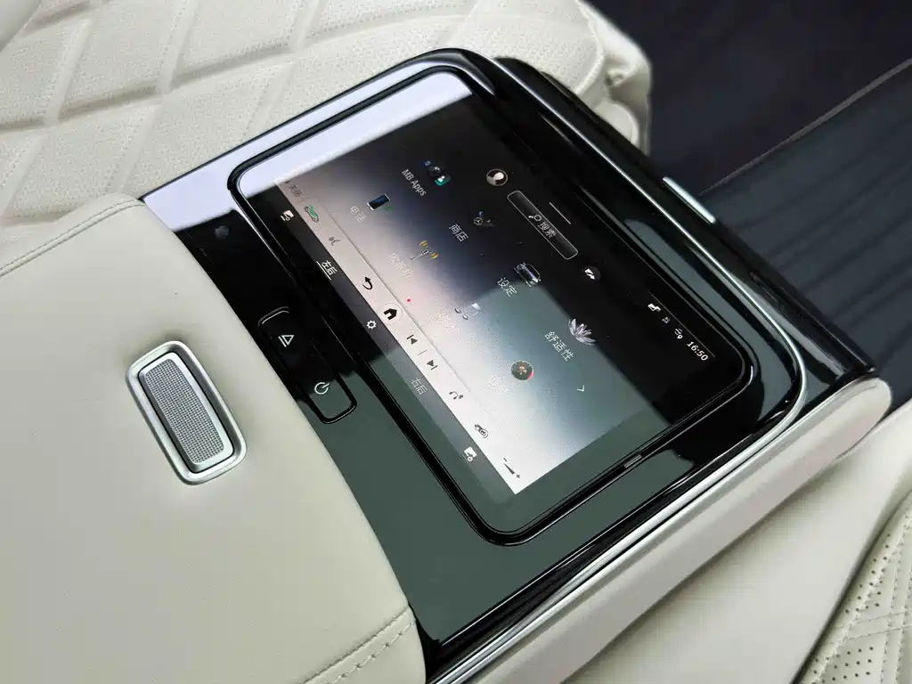 Mercedes-Benz Maybach S-Class 2025 — фото 31