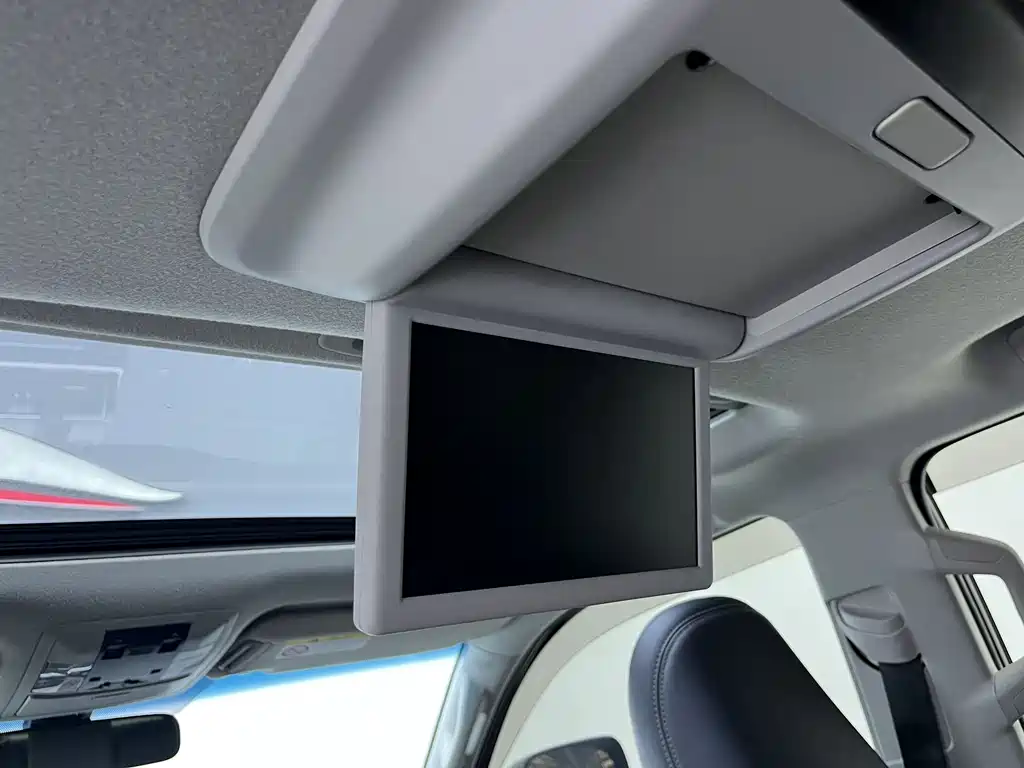 Toyota Prado 2017 — фото 22