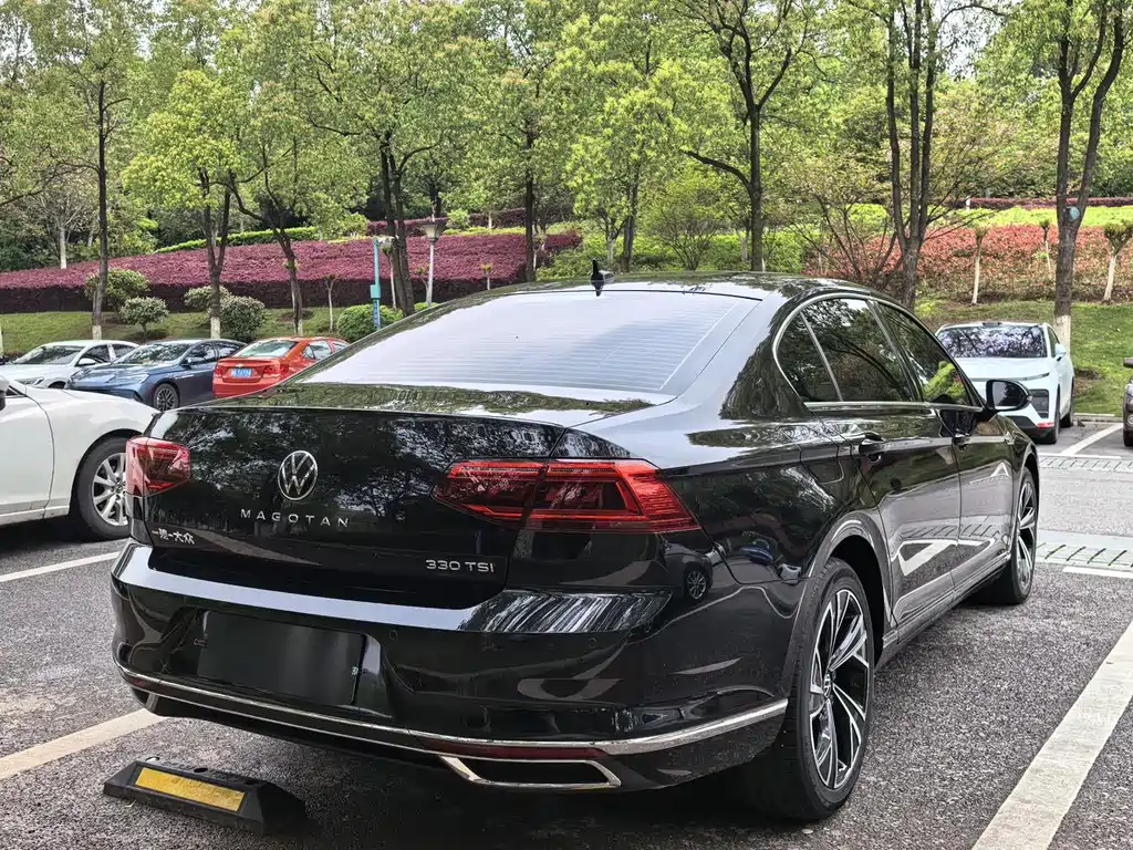 Volkswagen Magotan 2023