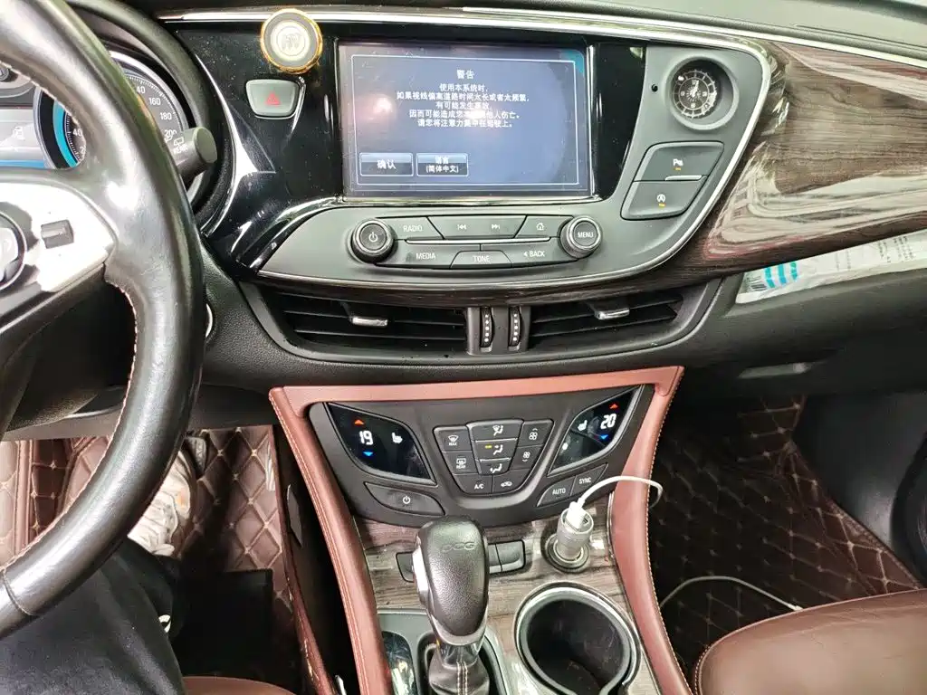 Buick Envision Plus 2016 — фото 14