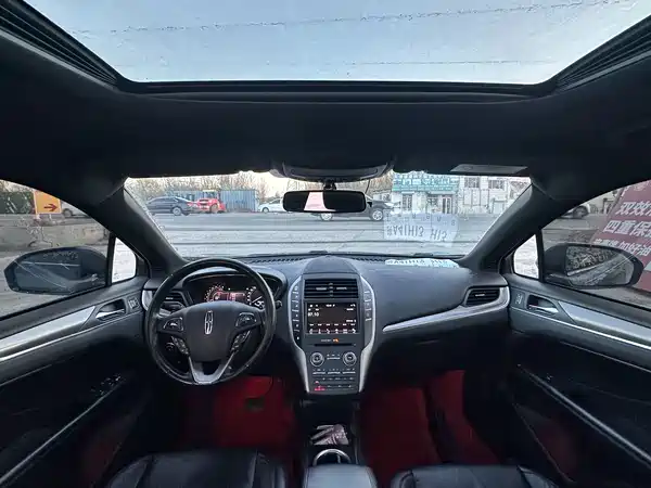 Lincoln MKC 2018