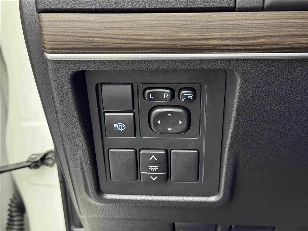 Toyota Prado 2020 — фото 20