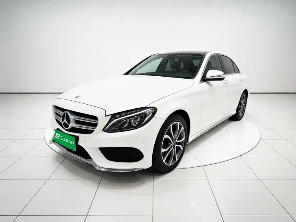 Mercedes-Benz C-Class 2017 — фото 1