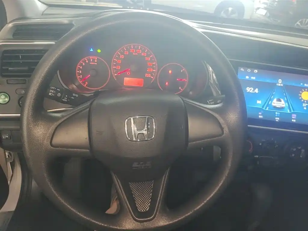 Honda City 2016 — фото 11