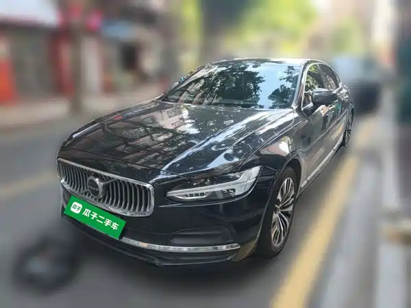 Volvo S90 2023