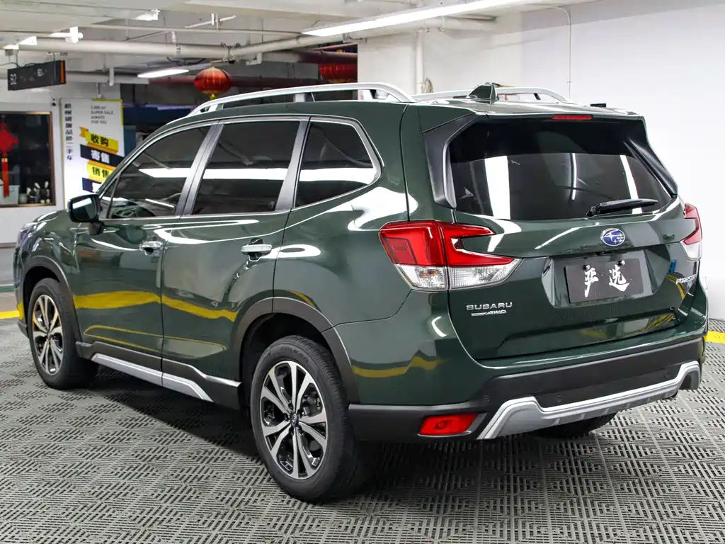 Subaru Forester 2022 — фото 23