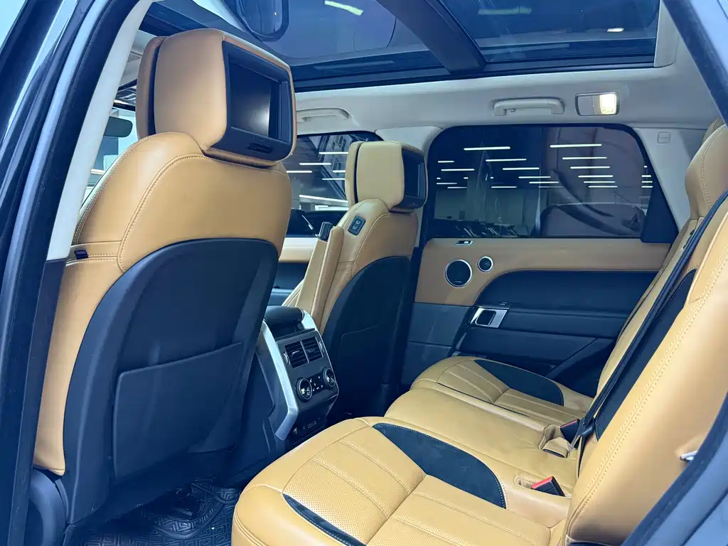Land Rover Range Rover Sport 2019 — фото 14