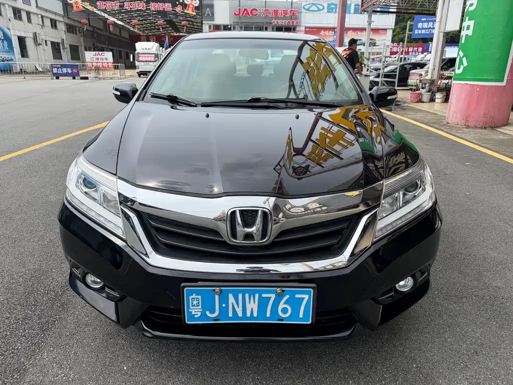 Honda Crider 2016
