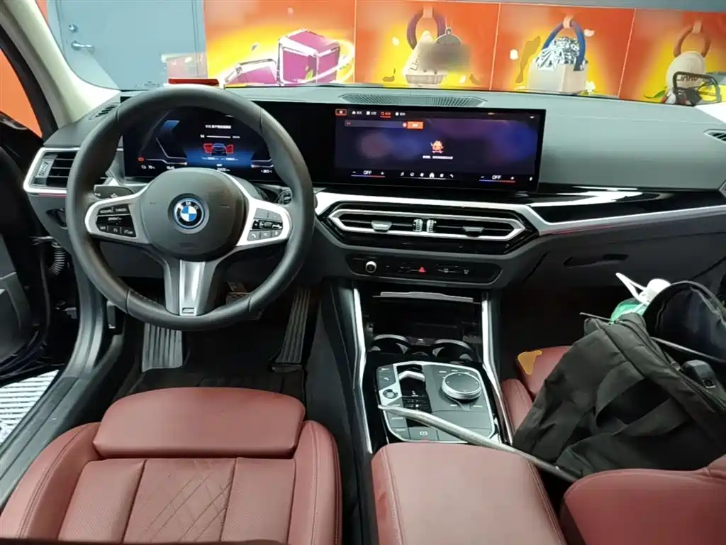 BMW i3 2024 — фото 10
