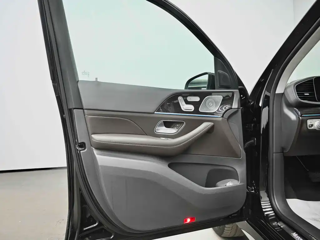 Mercedes-Benz GLE 2020 — фото 18