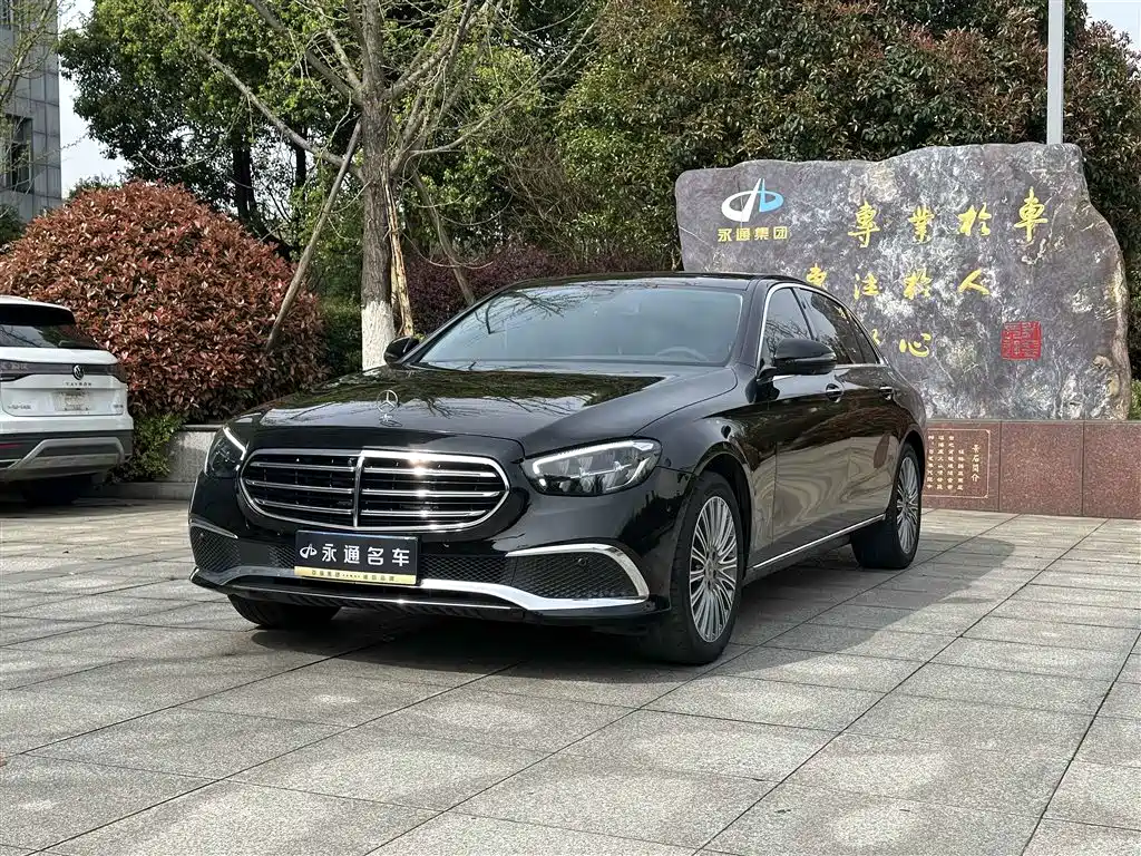 Mercedes-Benz E-Class 2023 — фото 1