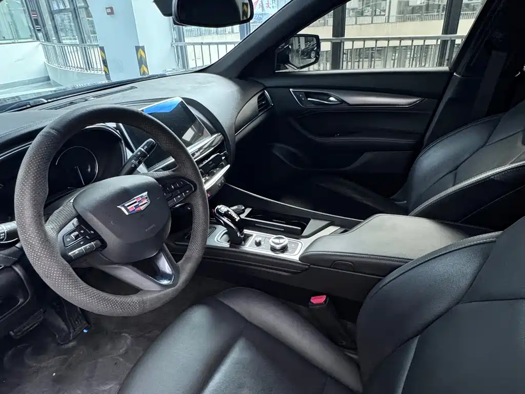Cadillac CT5 2022 — фото 10