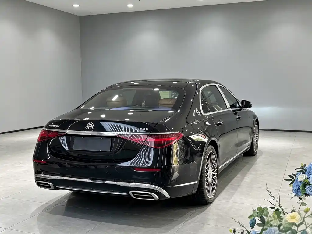 Mercedes-Benz Maybach S-Class 2023 — фото 9