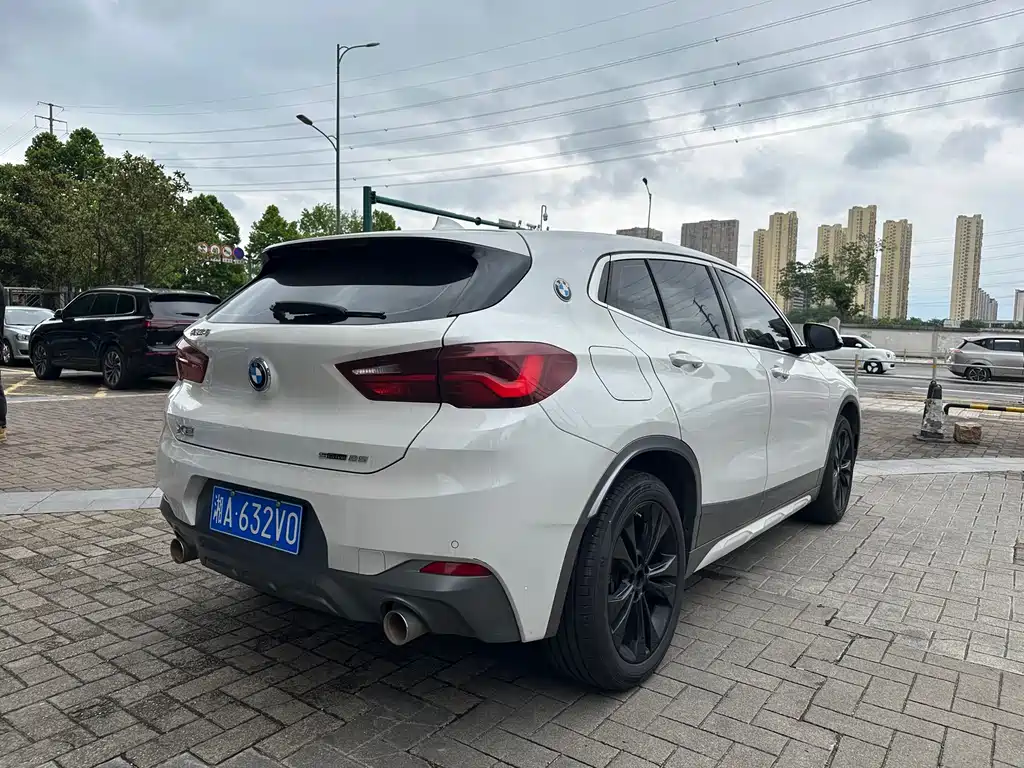 BMW X2 2023 — фото 7