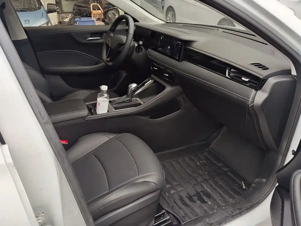 Roewe i5 2023