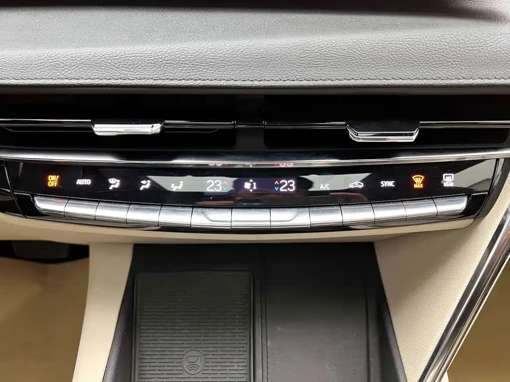 Cadillac CT6 2024 — фото 17