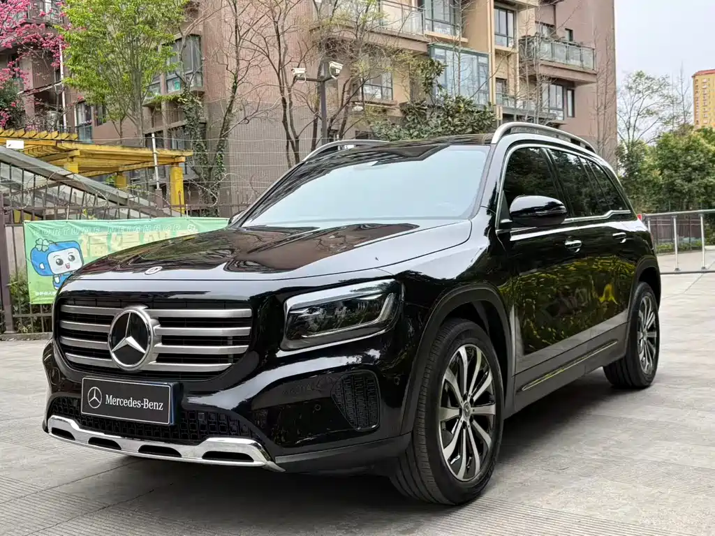 Mercedes-Benz GLB 2025 — фото 32