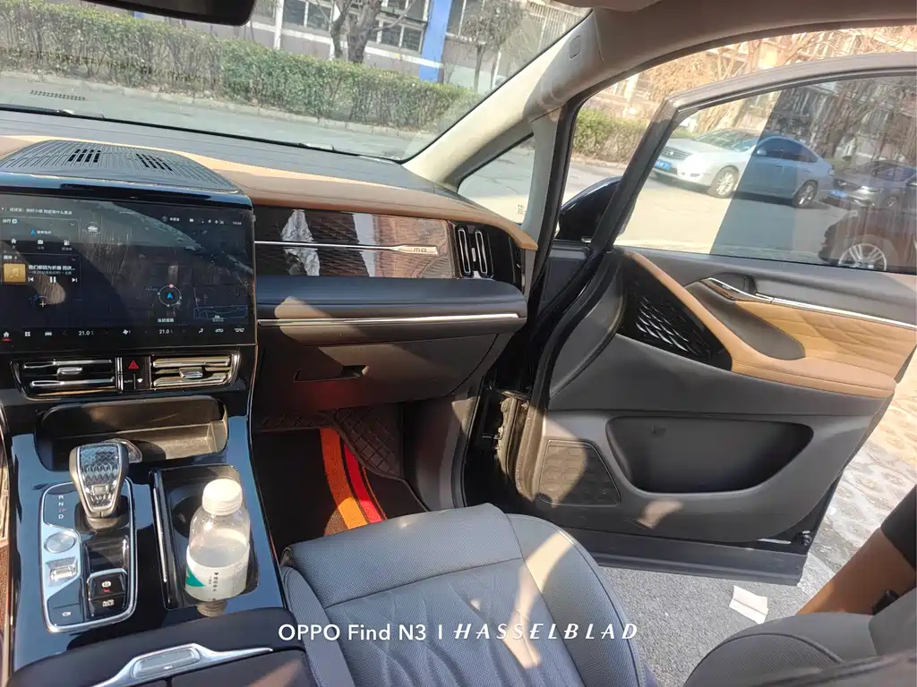 GAC Motor Trumpchi M8 2023 — фото 11