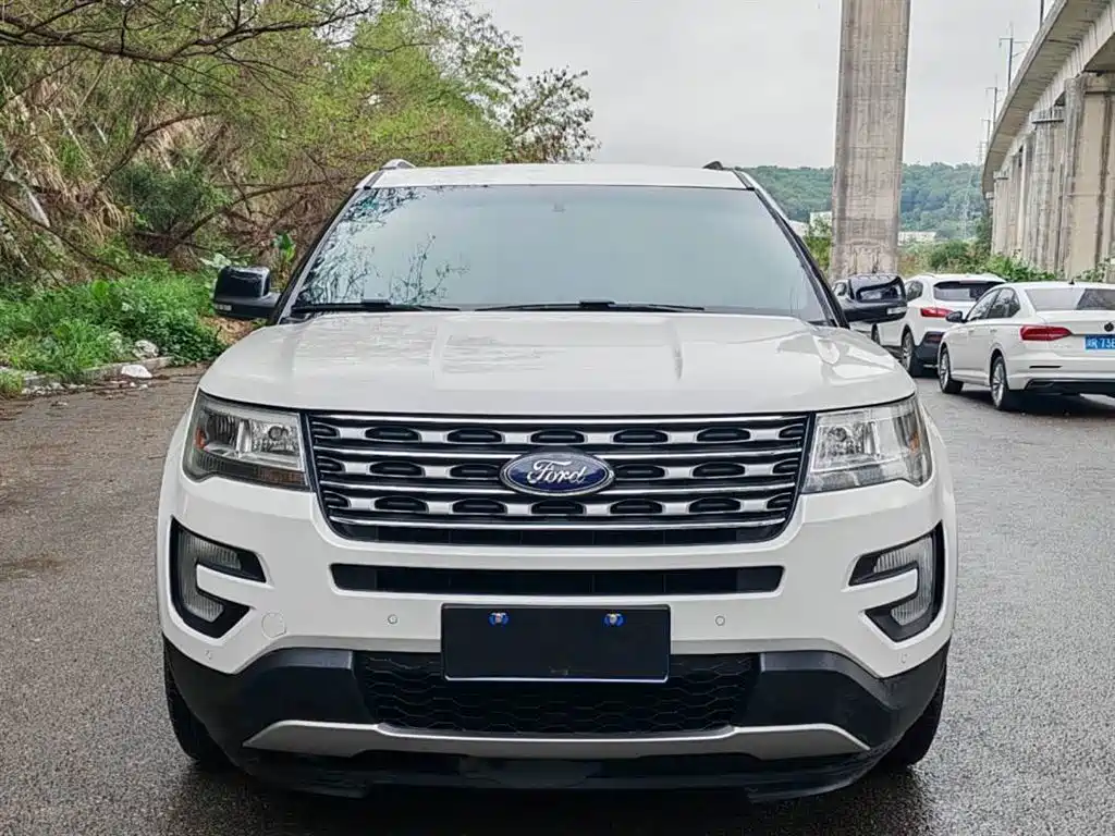 Ford Explorer 2016 — фото 2