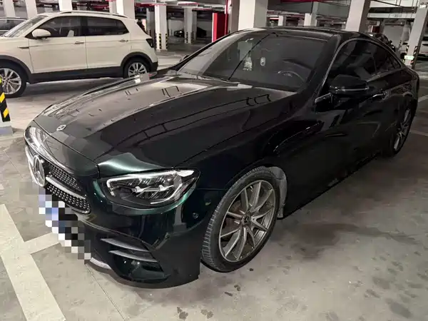 Mercedes-Benz E-Class 2022