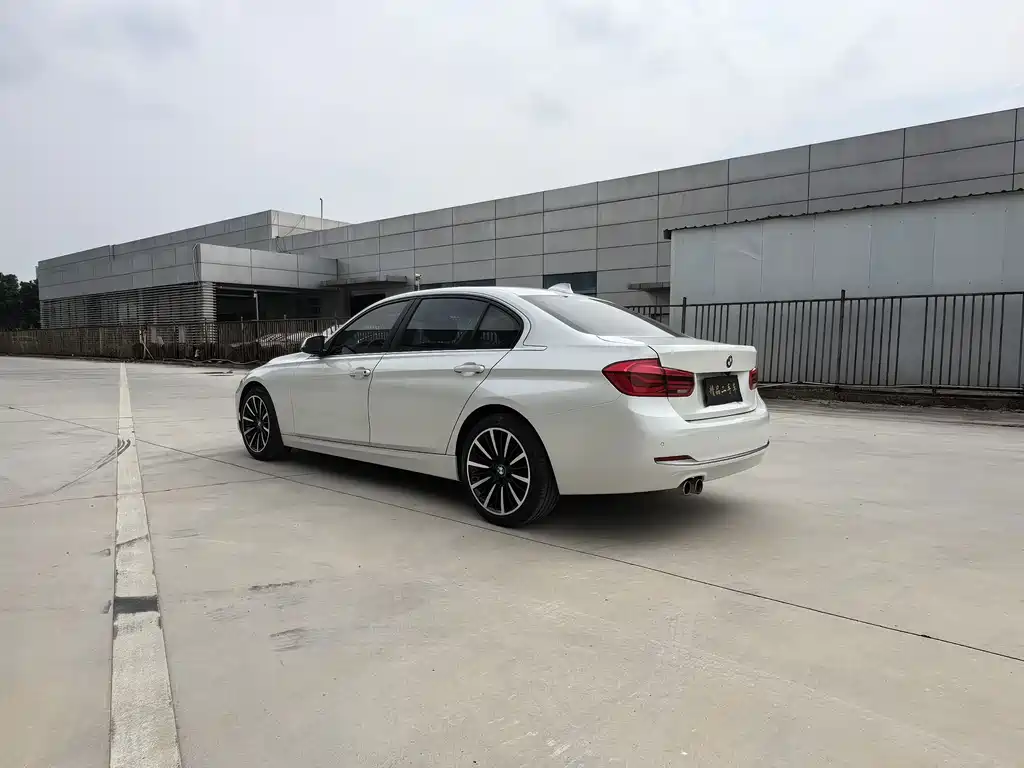 BMW 3 Series 2017