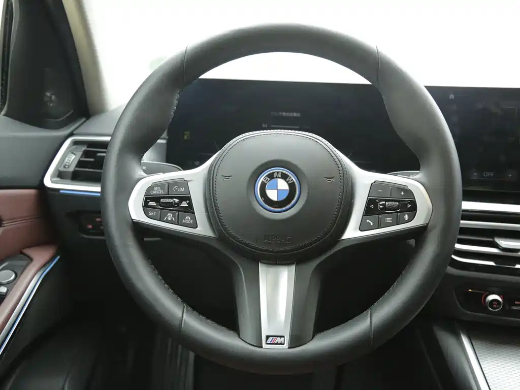 BMW i3 2023 — фото 11