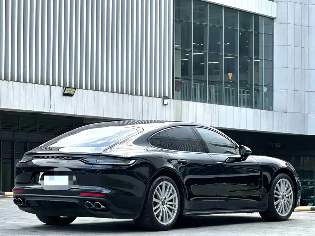 Porsche Panamera 2023 — фото 13
