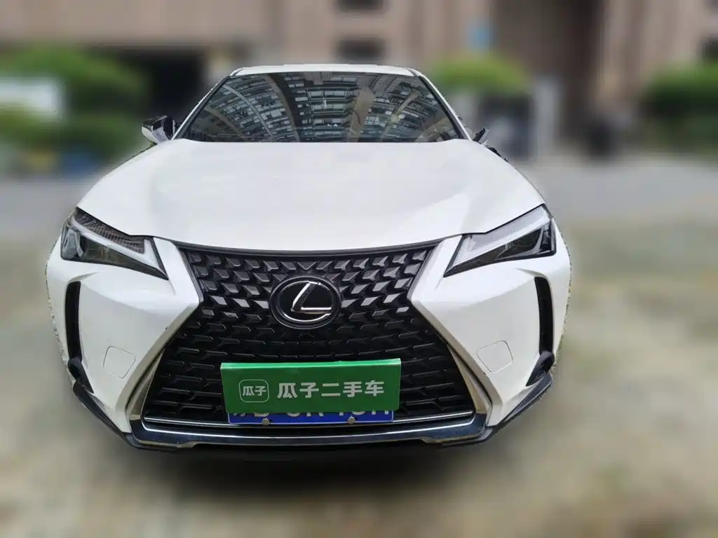 Lexus UX 2022 — фото 24