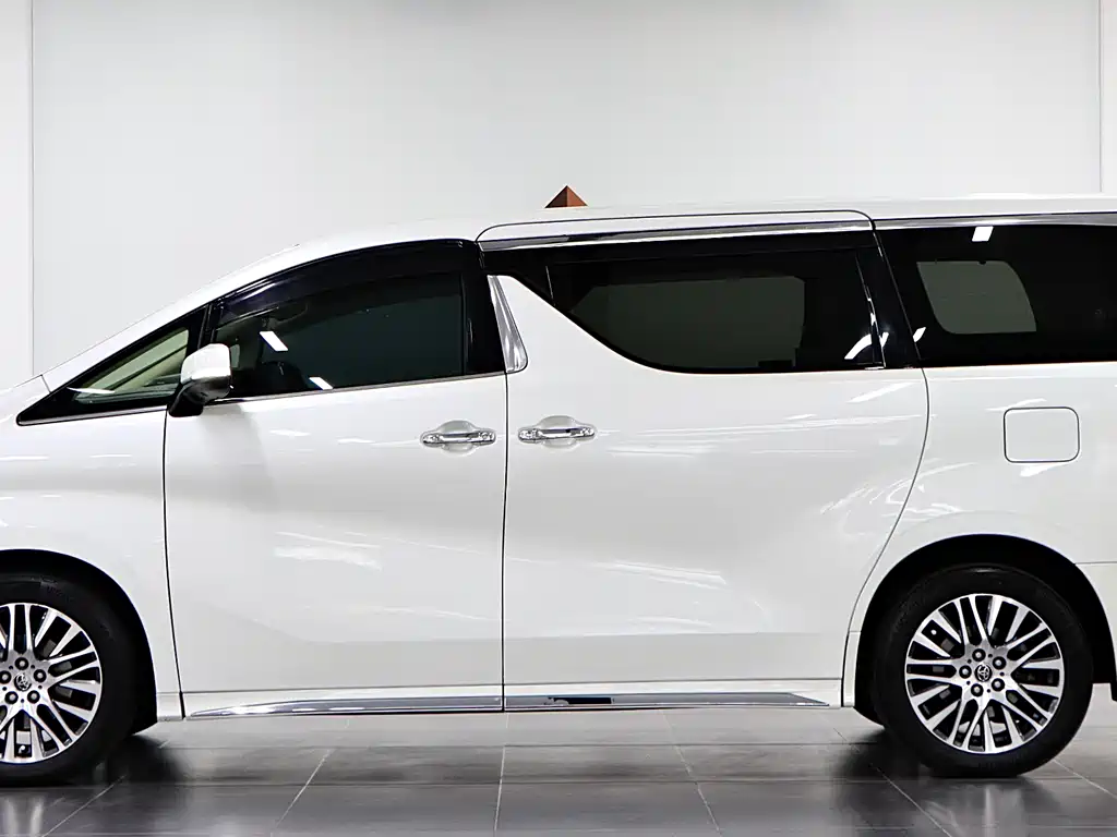 Toyota Alphard 2016 — фото 7
