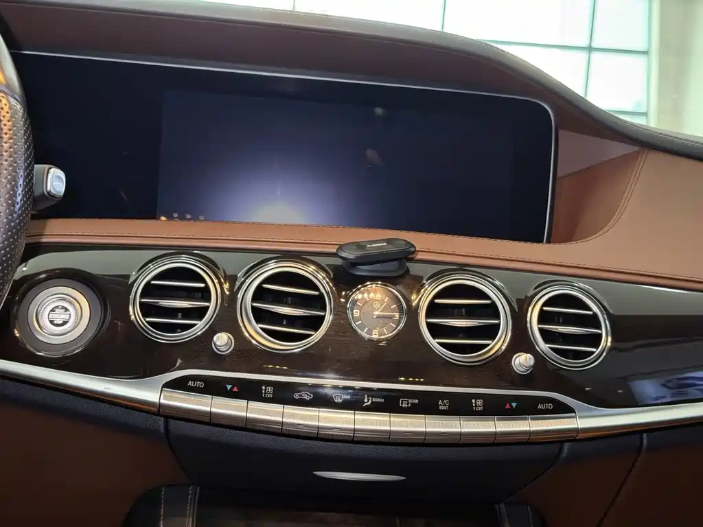 Mercedes-Benz S-Class 2020 — фото 17