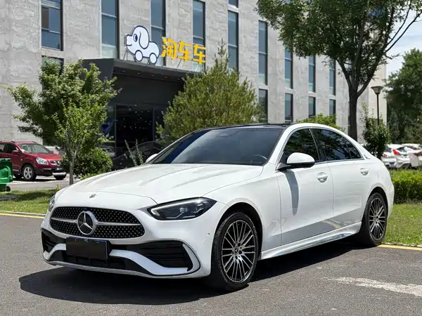 Mercedes-Benz C-Class 2022