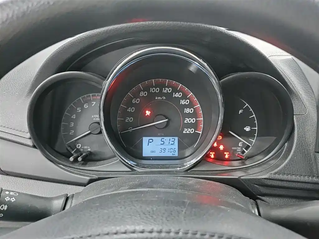 Toyota Vios 2023 — фото 18